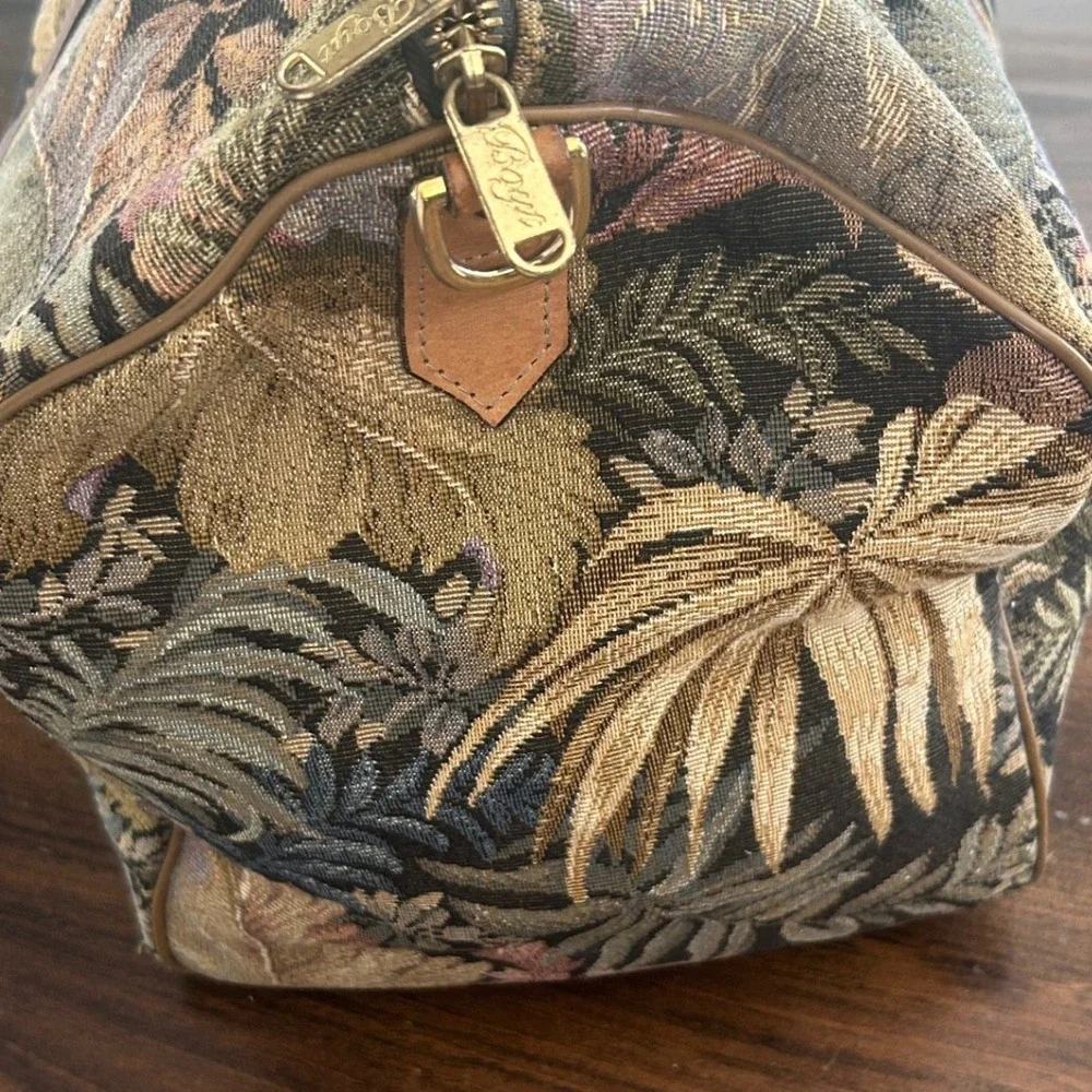 Vintage Boyt USA Duffel Bag Unisex Large Multicolor Tapestry Floral Leather